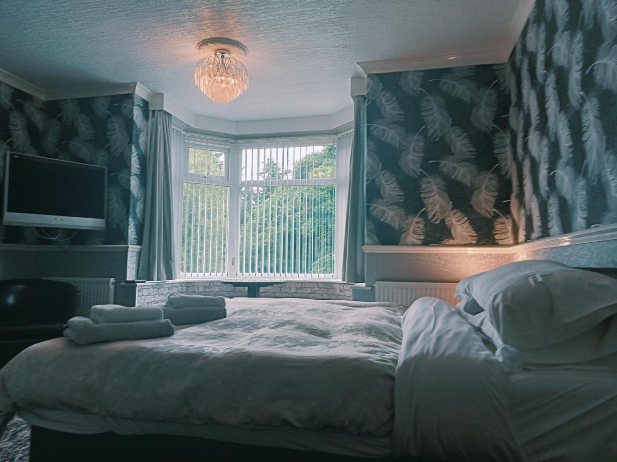 The Gordon Hotel Скарбъро Екстериор снимка