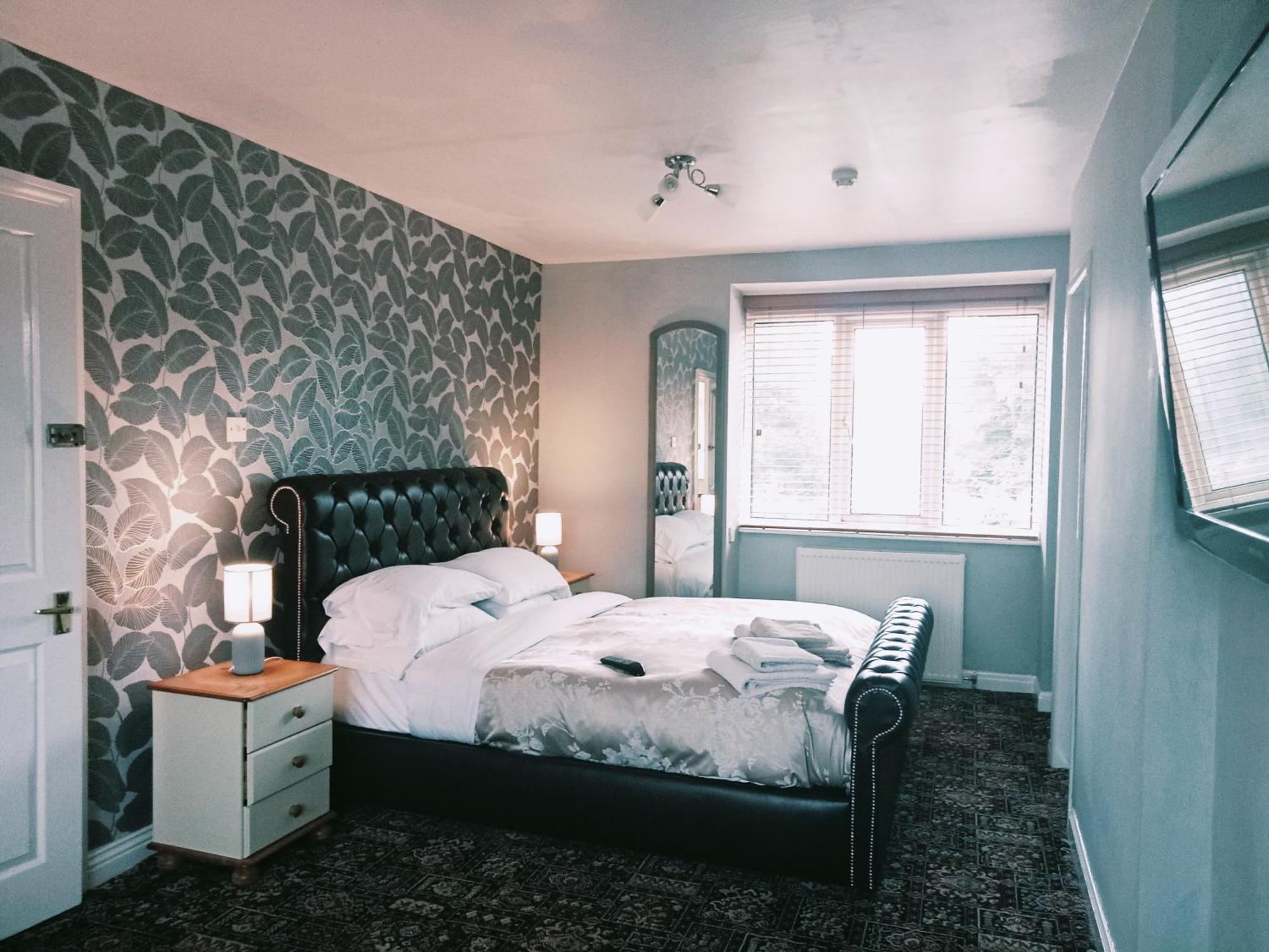 The Gordon Hotel Скарбъро Екстериор снимка